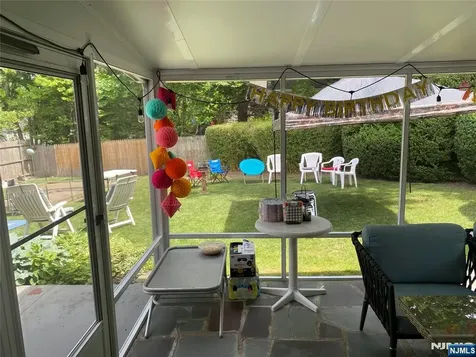453 Fort Lee Road Leonia NJ 07605