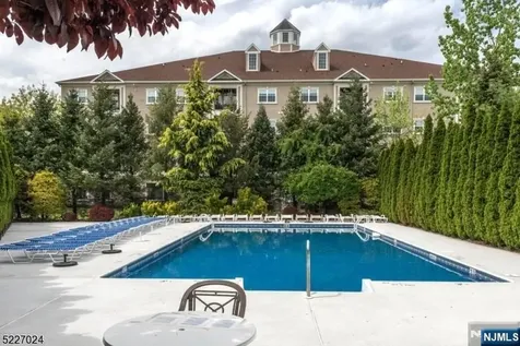 177 Brittany Court Clifton NJ 07013