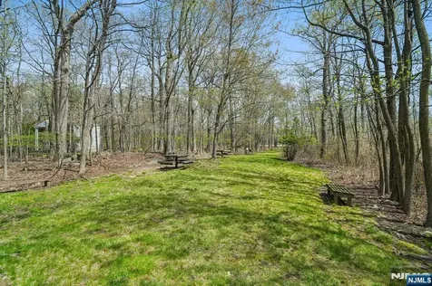 1000 Sylvan Avenue Englewood Cliffs NJ 07632