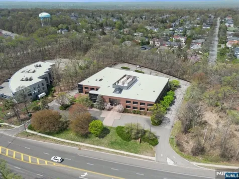 1000 Sylvan Avenue Englewood Cliffs NJ 07632