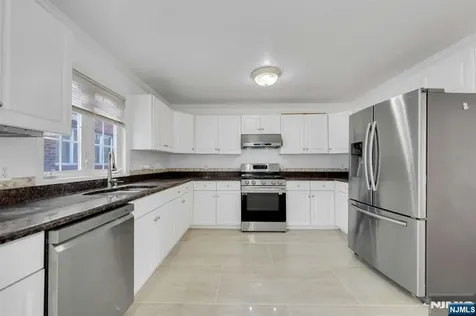 29 Prospect Street Palisades Park NJ 07650
