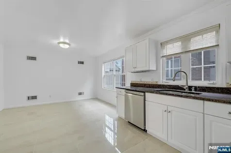 29 Prospect Street Palisades Park NJ 07650