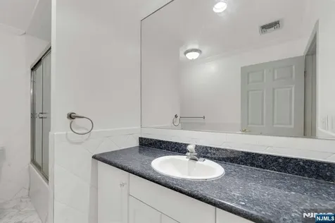 29 Prospect Street Palisades Park NJ 07650