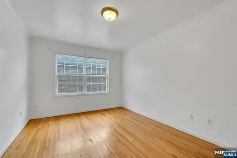 29 Prospect Street Palisades Park NJ 07650