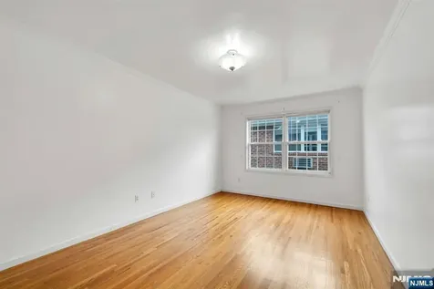 29 Prospect Street Palisades Park NJ 07650