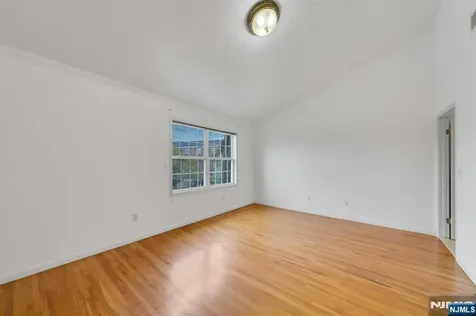 29 Prospect Street Palisades Park NJ 07650