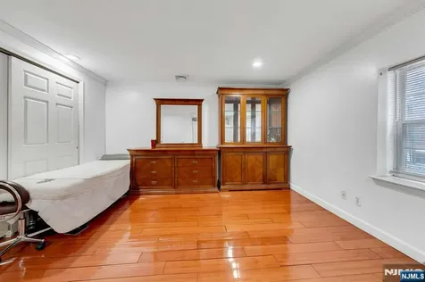29 Prospect Street Palisades Park NJ 07650