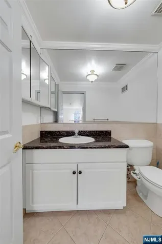29 Prospect Street Palisades Park NJ 07650