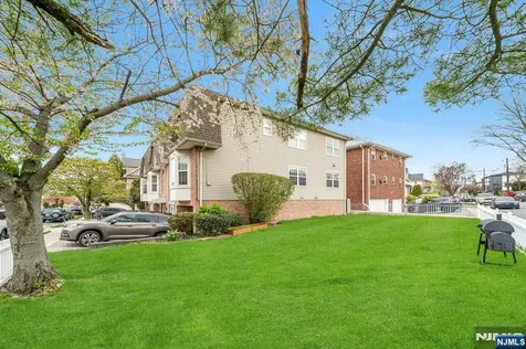 29 Prospect Street Palisades Park NJ 07650