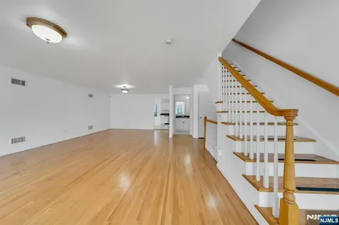 29 Prospect Street Palisades Park NJ 07650