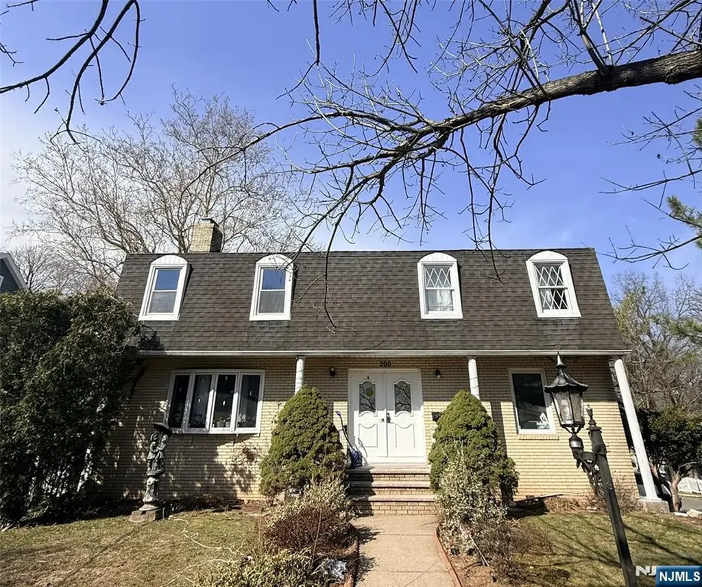 200 Larch Avenue Teaneck NJ 07666
