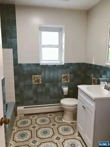 200 Larch Avenue Teaneck NJ 07666