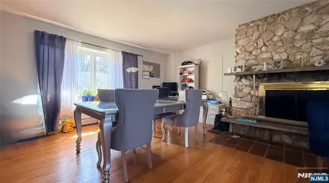 200 Larch Avenue Teaneck NJ 07666