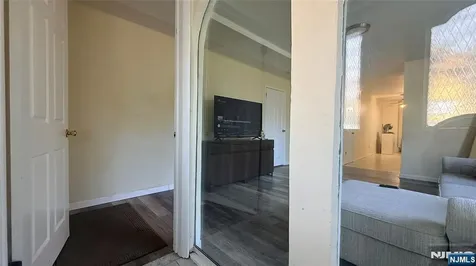 200 Larch Avenue Teaneck NJ 07666