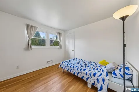 576 Thurnau Drive River Vale NJ 07675