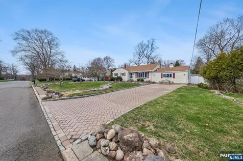 576 Thurnau Drive River Vale NJ 07675