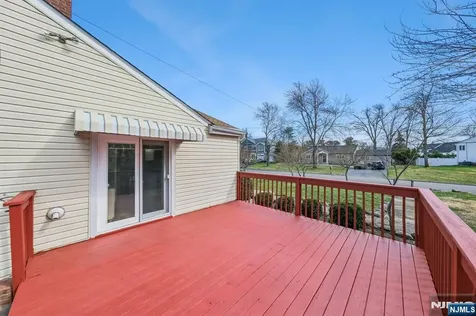 576 Thurnau Drive River Vale NJ 07675