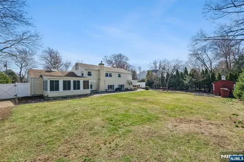 576 Thurnau Drive River Vale NJ 07675