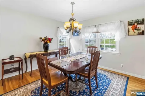 569 Linden Avenue Teaneck NJ 07666