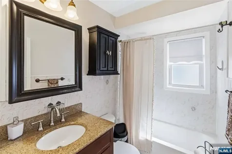 569 Linden Avenue Teaneck NJ 07666