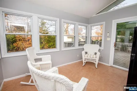 75 17th Avenue Elmwood Park NJ 07407