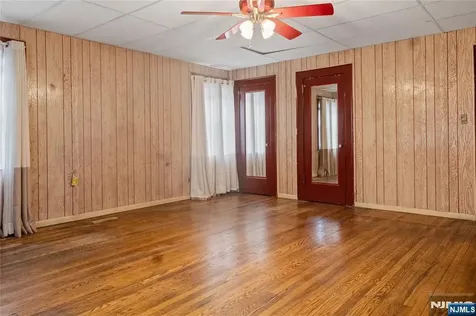 315-317 Meeker Avenue Newark NJ 07112