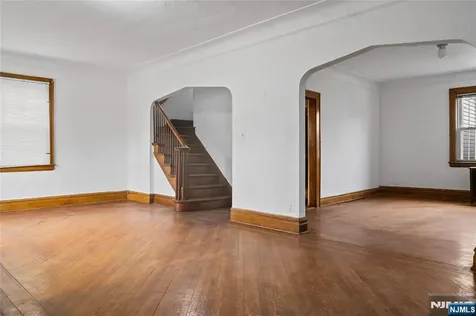 315-317 Meeker Avenue Newark NJ 07112