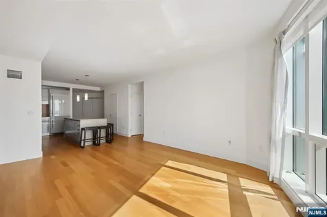 77 Hudson Street Jersey City NJ 07302