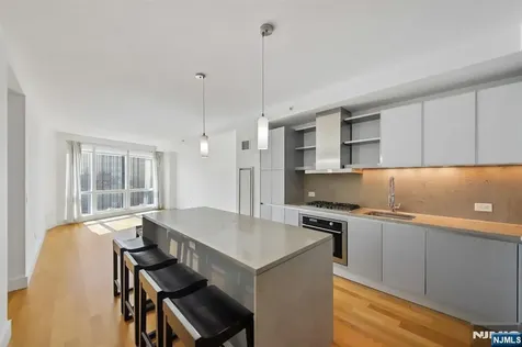 77 Hudson Street Jersey City NJ 07302