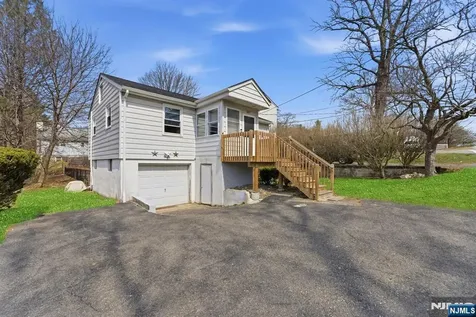 537 Rogers Drive Roxbury Township NJ 07850