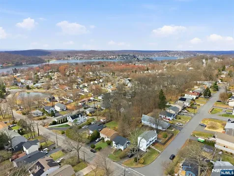 537 Rogers Drive Roxbury Township NJ 07850