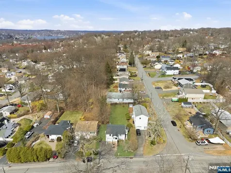 537 Rogers Drive Roxbury Township NJ 07850