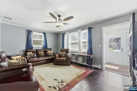 537 Rogers Drive Roxbury Township NJ 07850