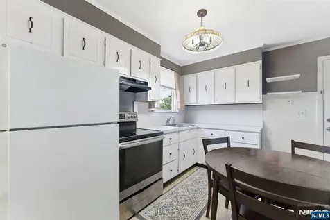 537 Rogers Drive Roxbury Township NJ 07850