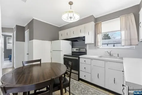 537 Rogers Drive Roxbury Township NJ 07850