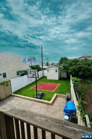 354 Dakota Street Paterson NJ 07503