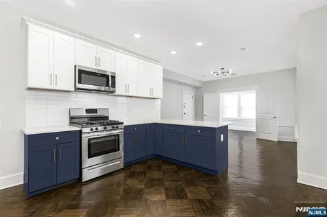 25 Waldo Avenue Bloomfield NJ 07003