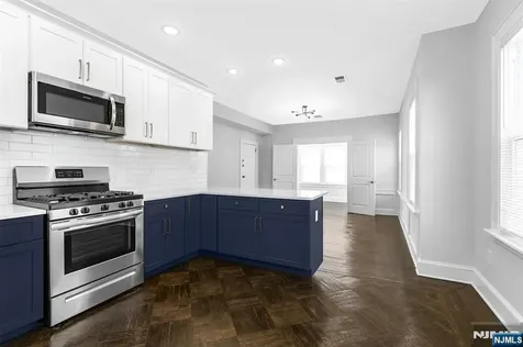 25 Waldo Avenue Bloomfield NJ 07003