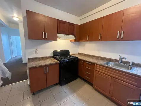 288 S 6th Street Newark NJ 07103