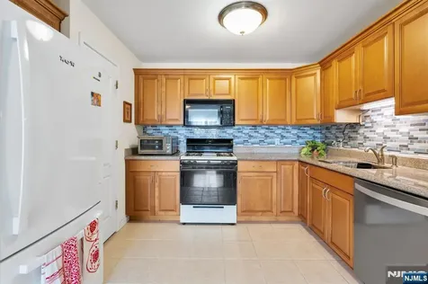 241 Union Street Hackensack NJ 07601