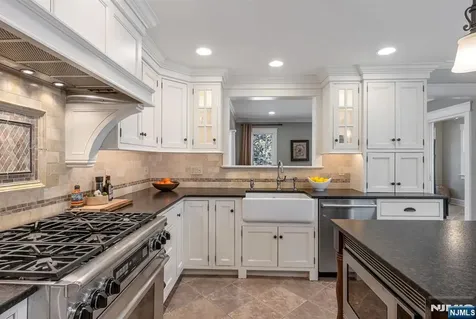 164 Island Avenue Ramsey NJ 07446
