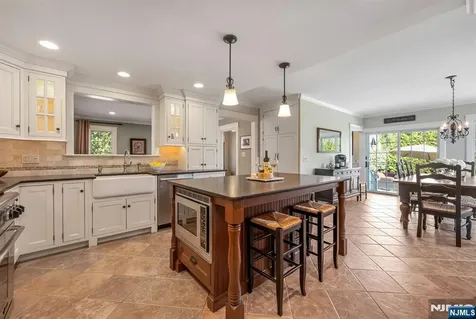 164 Island Avenue Ramsey NJ 07446