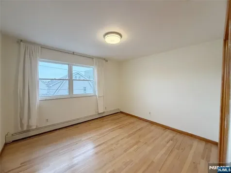 1622 John Street Fort Lee NJ 07024