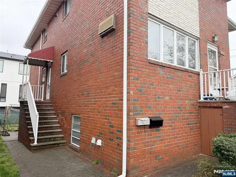 1622 John Street Fort Lee NJ 07024