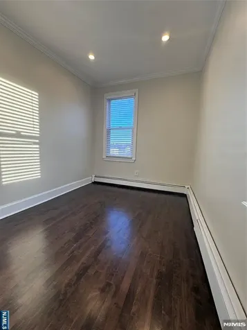 14 River Street Lodi NJ 07644