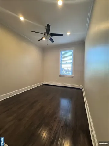 14 River Street Lodi NJ 07644