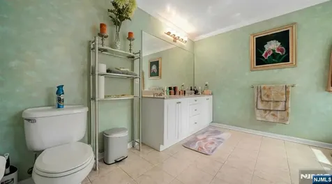 6 Breanne Court East Hanover Twp NJ 07936