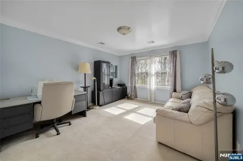 6 Breanne Court East Hanover Twp NJ 07936