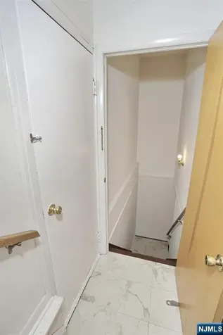 7 Tufts Court Paramus NJ 07652