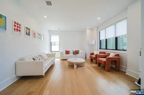 144 Village Circle Paramus NJ 07652
